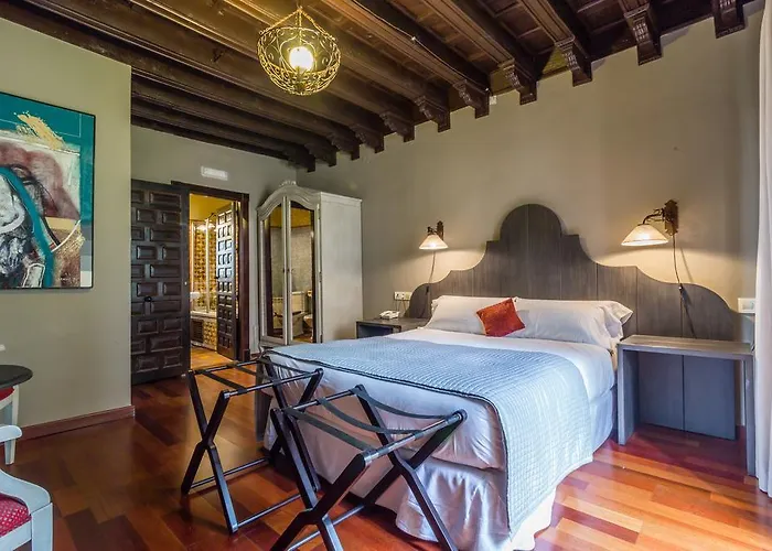 Palacio De Mariana Pineda Otel 4*