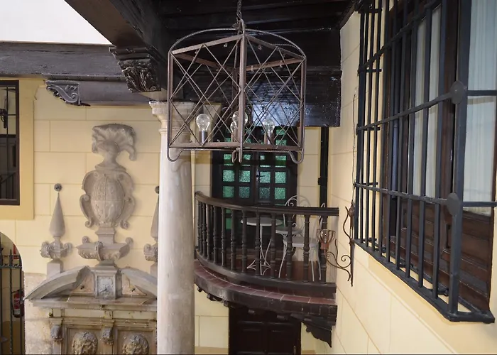 Otel Palacio De Mariana Pineda 4*