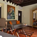 Hotel Palacio De Mariana Pineda 4*