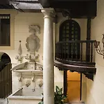 Palacio De Mariana Pineda 4* Grenade