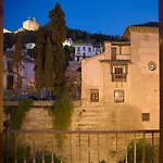 Palacio De Mariana Pineda 4* Grenade