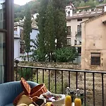 Palacio De Mariana Pineda Hotel