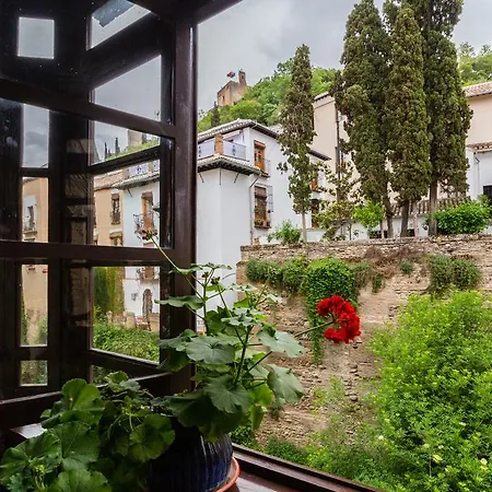 Palacio De Mariana Pineda Отель 4*