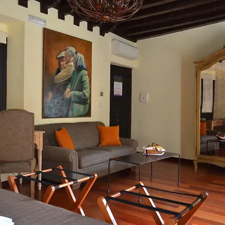 Palacio De Mariana Pineda
