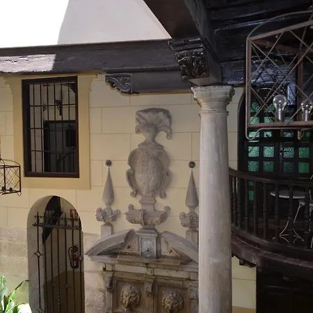 Palacio De Mariana Pineda