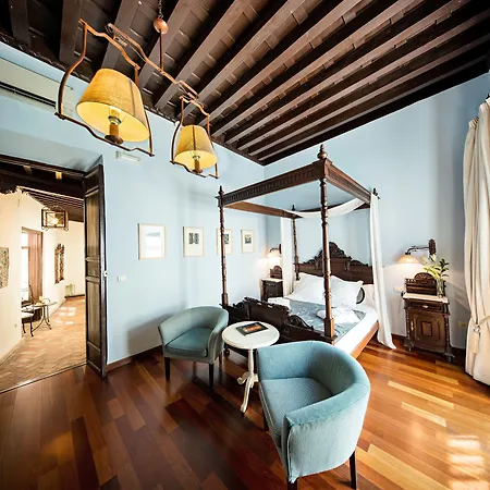 Отель Palacio De Mariana Pineda Гранада