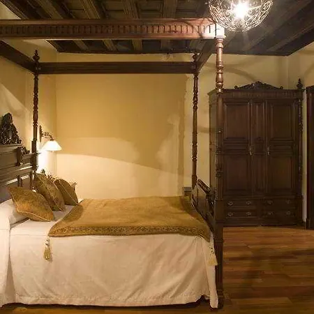 Hotell Palacio De Mariana Pineda