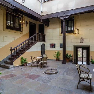Palacio De Mariana Pineda Granada