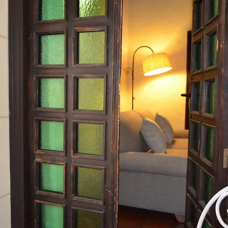 Palacio De Mariana Pineda Гранада