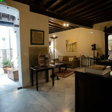 Palacio De Mariana Pineda 4*